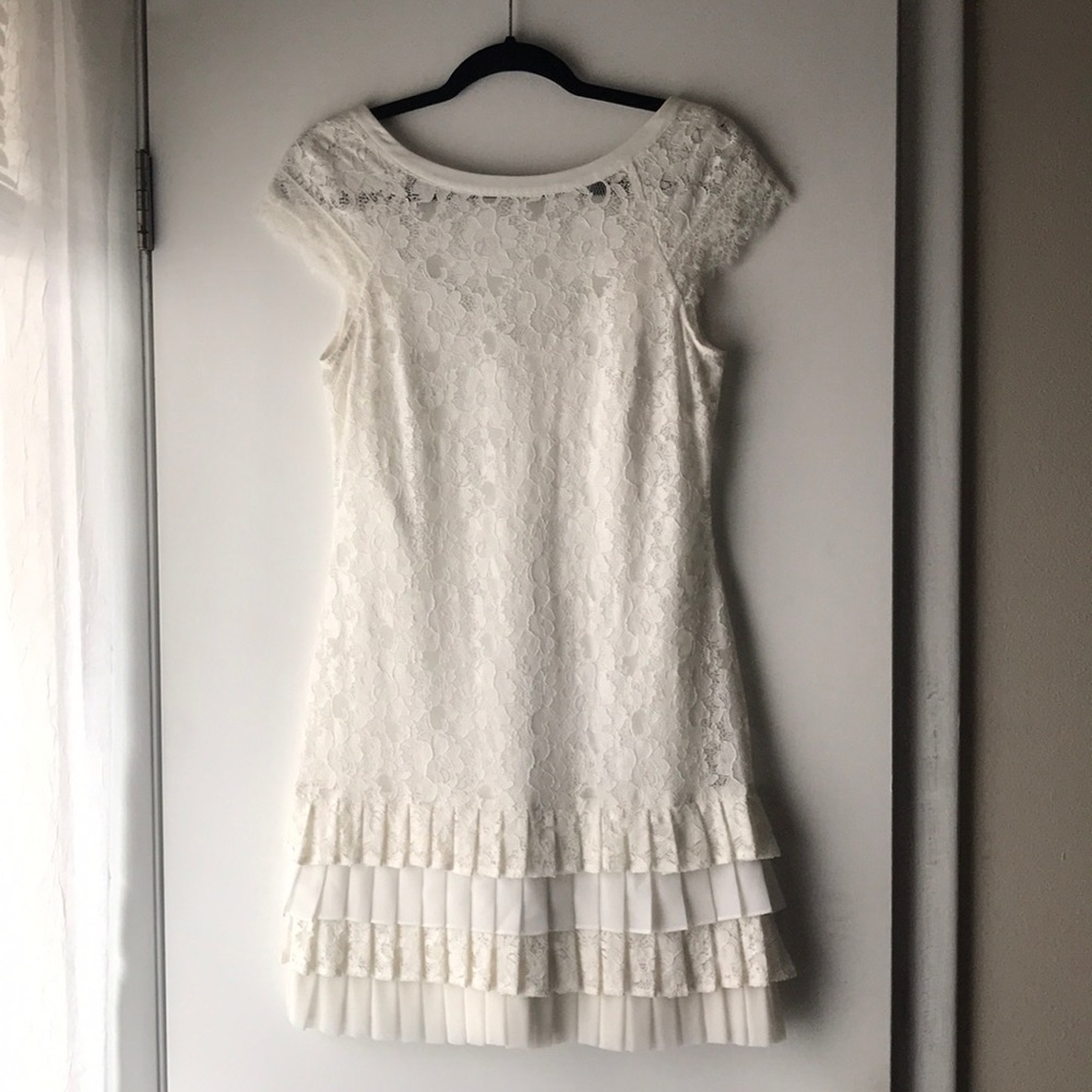 White lace Jessica Simpson short dress